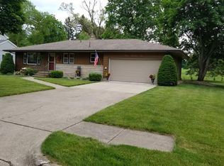 426 Southmoor Rd, La Porte, IN 46350