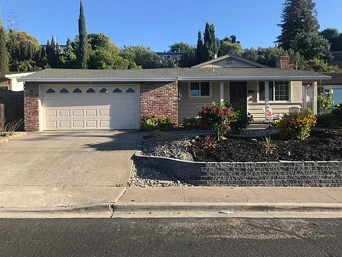 610 Shaddick Dr Photo 1