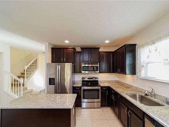 5th image of 5944 Windsong Oak Dr