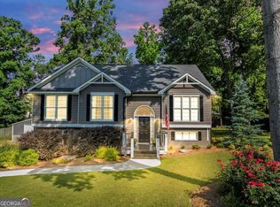 70 Maplewood Ln, Acworth, GA 30101