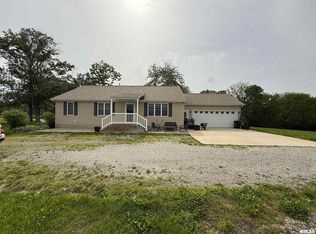 5201 Pear Rd, Kell, IL 62853