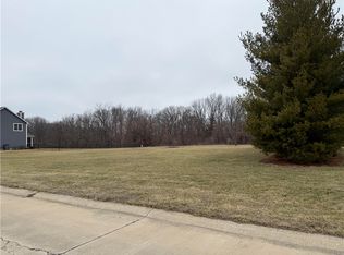 2298 Deer Run Ct, Decatur, IL 62521