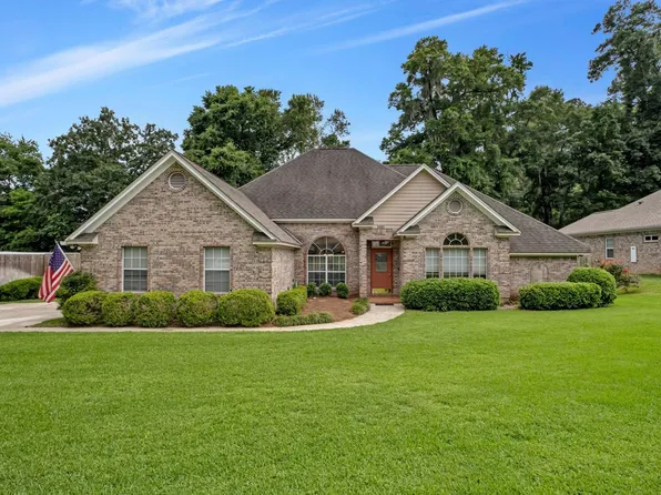 3483 Colonnade Dr, Tallahassee, FL 32309