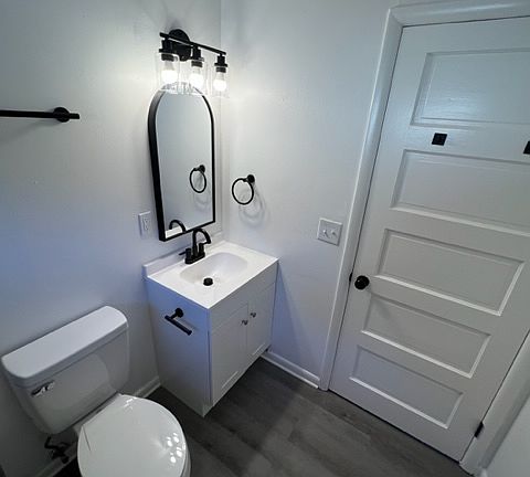 2nd image of 785 W Breeze Cv #785