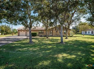 119 Seakist Rd, Port Lavaca, TX 77979