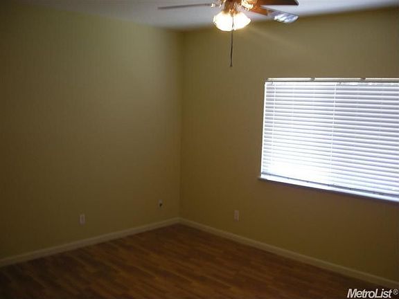 3rd image of 9463 Orchid Ln