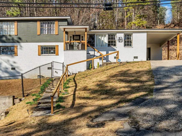 902 Highland Way, Gadsden, AL 35901