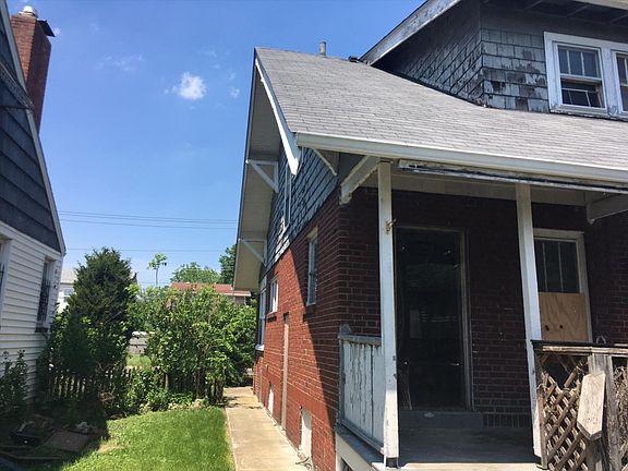 2nd image of 1927 Sullivant Ave