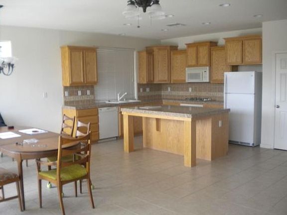 Kitchen - Dining Area