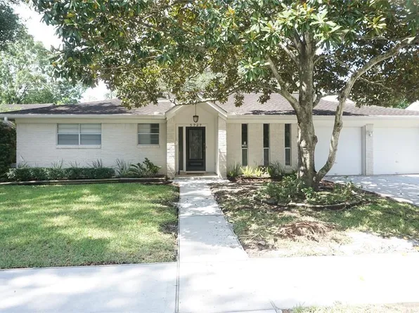 5727 Braesvalley Dr, Houston, TX 77096