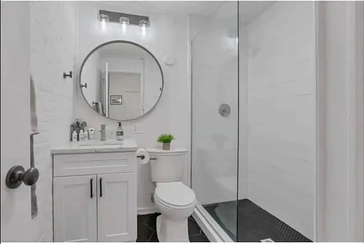 82 Price Ave #B — Photo 6