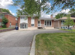 148 Betty Ann Dr, Toronto, ON M2N 1X4