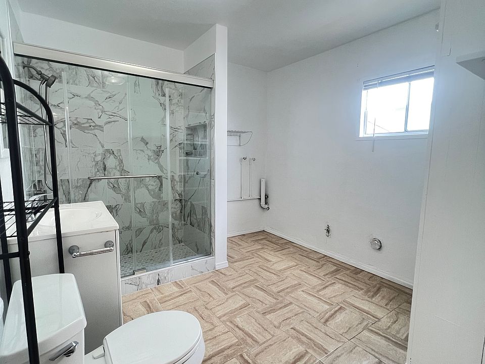 1st image of 3134 1/2 Haller St #3134-1/2