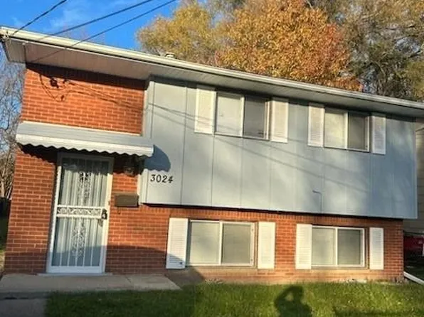 3024 Raskob St, Flint, MI 48504