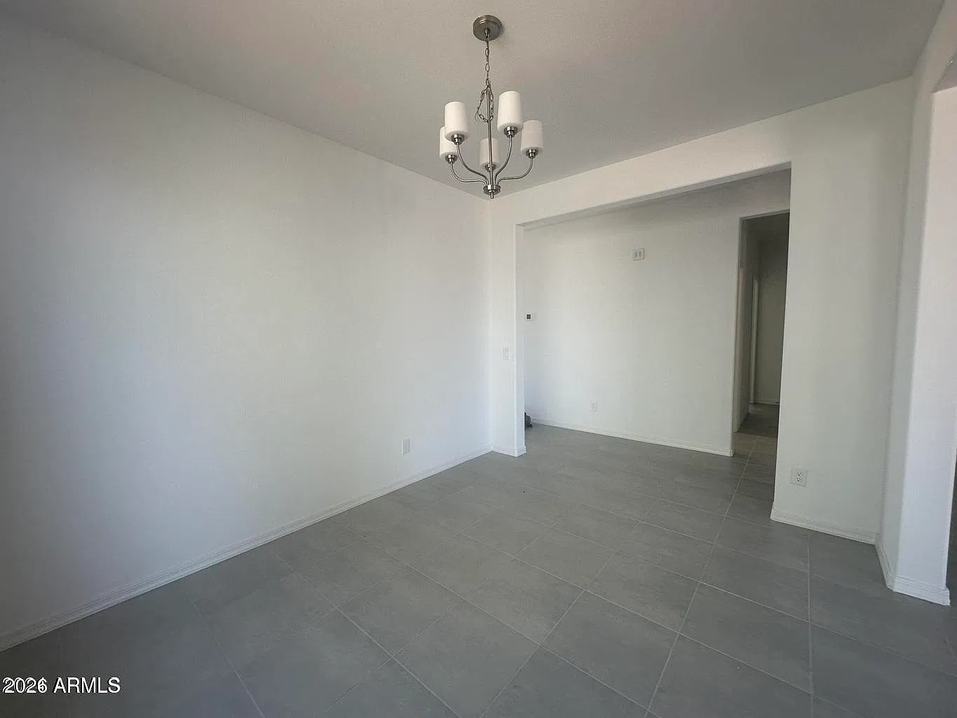 5 bed, 3.0 bath, 3068 sqft, $3,200 — Photo 4
