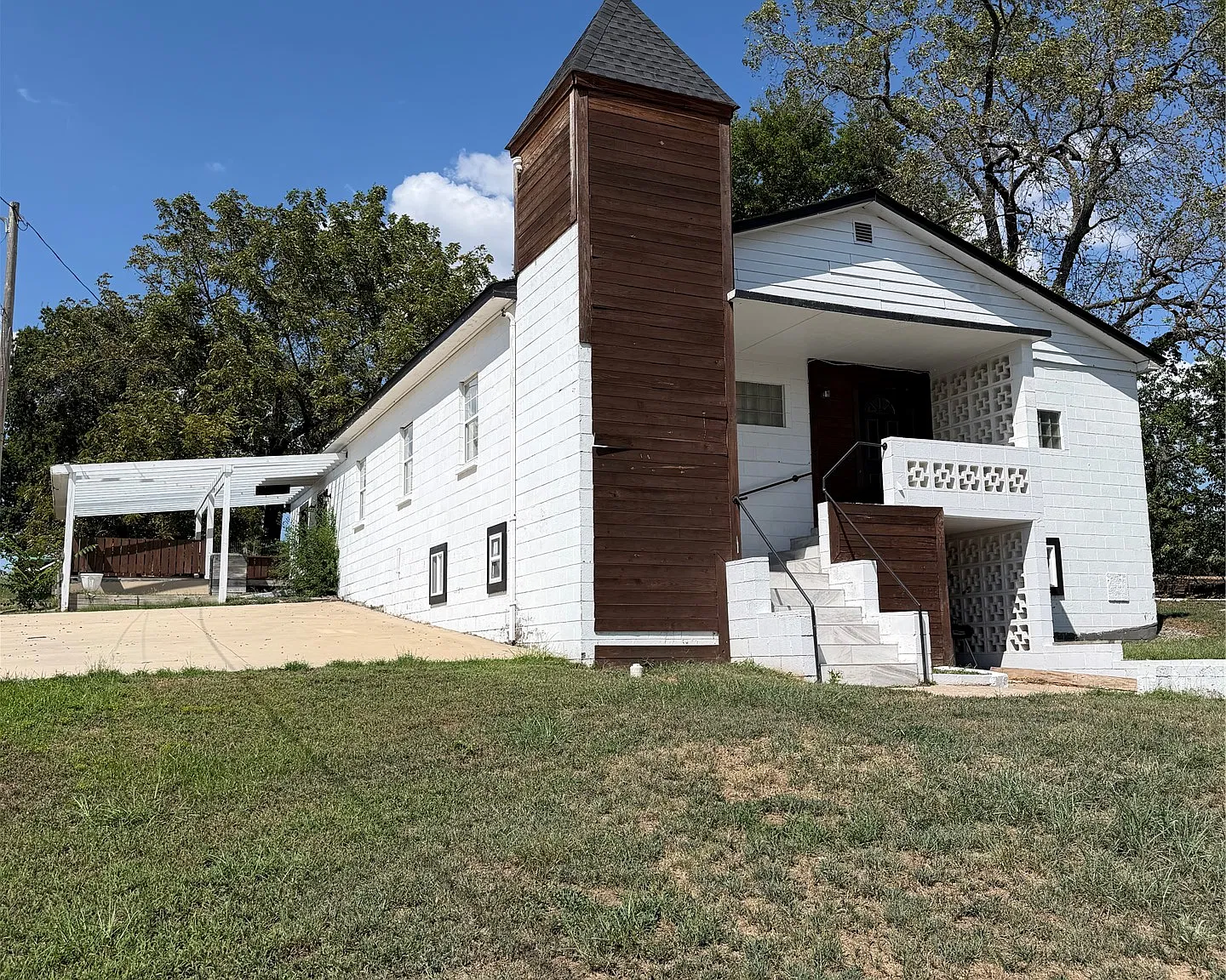 1 bed, 1.0 bath, 1000 sqft, $1,600 — Photo 3