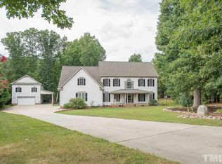 3233 Summer Oaks Dr, Apex, NC 27539