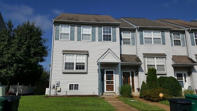 1st image of 68 Franklin Dr