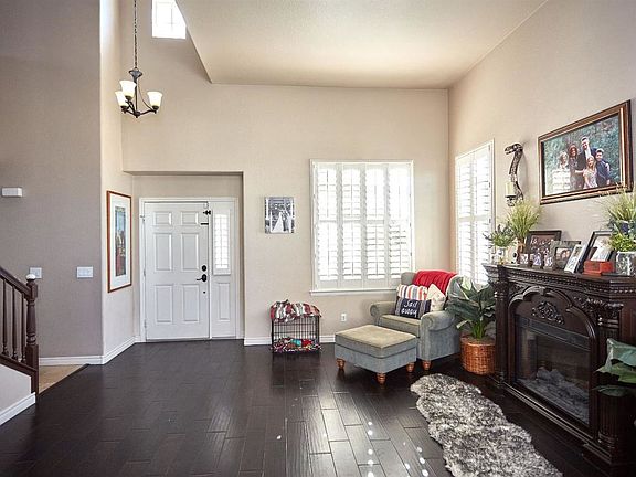 5th image of 17540 Benton Way