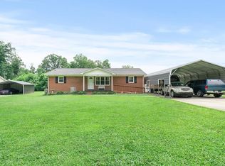 231 Adams St, Sparta, TN 38583