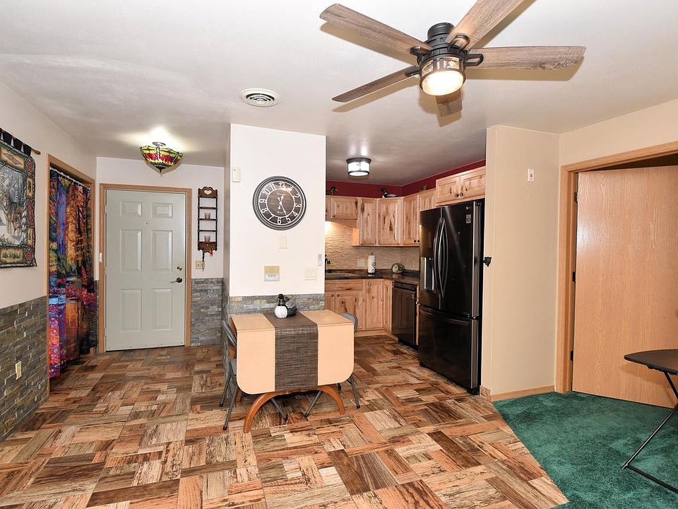Meadowbrook Manor Apartments Slinger, WI Zillow