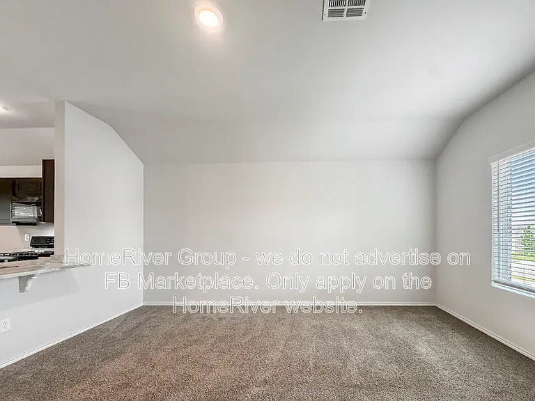 9613 Laredo Ln — Photo 6