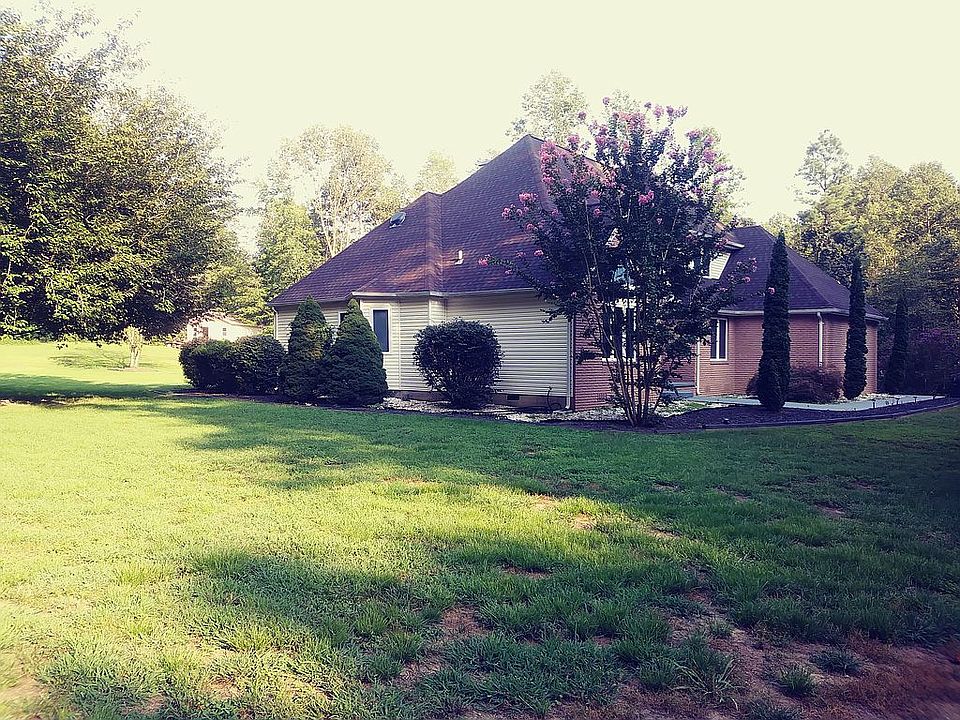 1st image of 39429 Summitt Hill Dr