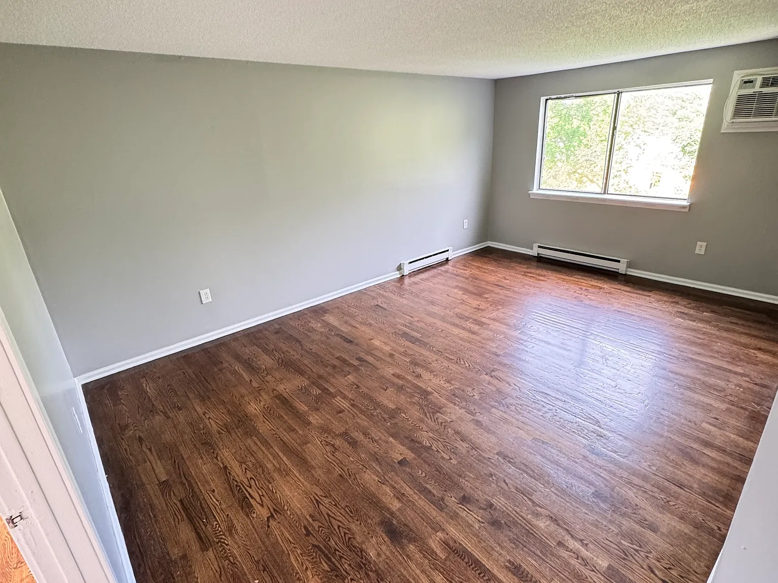 1 bed, 1.0 bath, 650 sqft, $1,450 — Photo 4