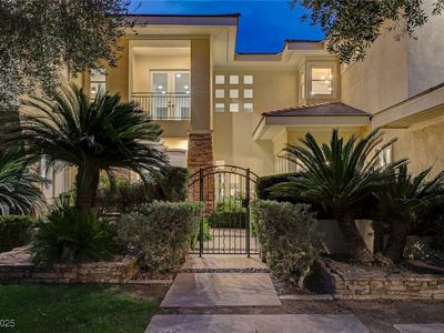 605 Canyon Greens Dr, Las Vegas, NV, 89144