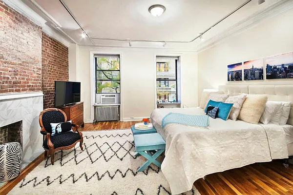 Rented by Town Residential | media 16