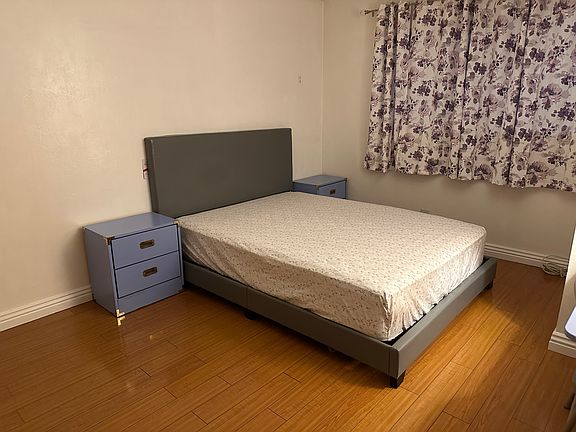 5th image of 331 W Cincinnati Ave APT 6