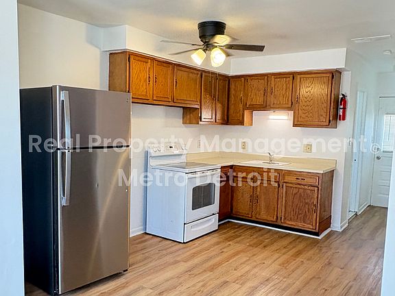 4th image of 4182 Drouillard St