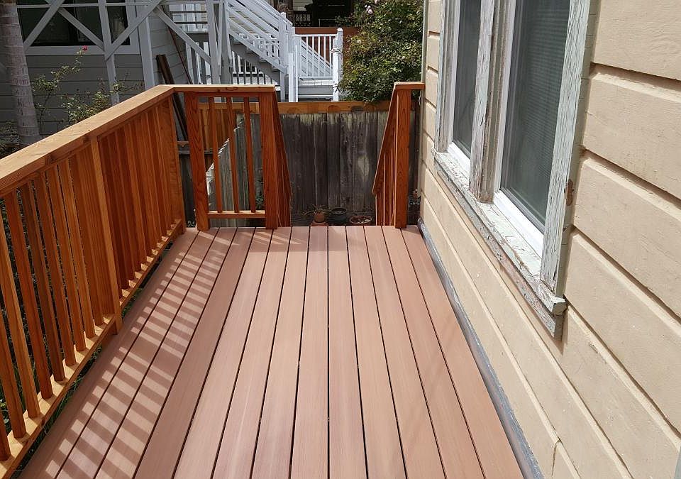 NEW PRIVATE PORCH
