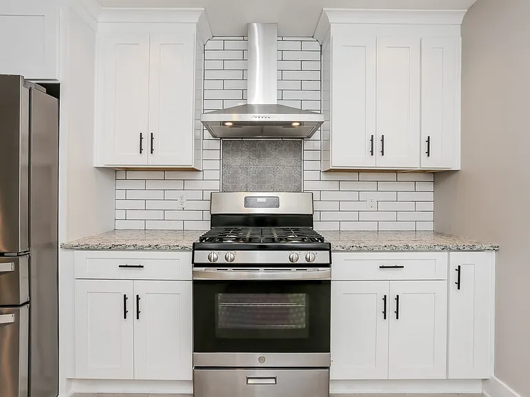 2661 Deerfield Cir — Photo 10