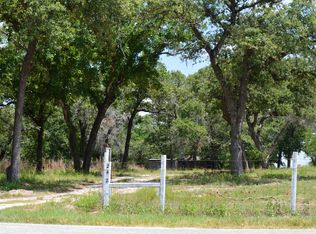 242 Oak Valley Dr, La vernia, TX 78121