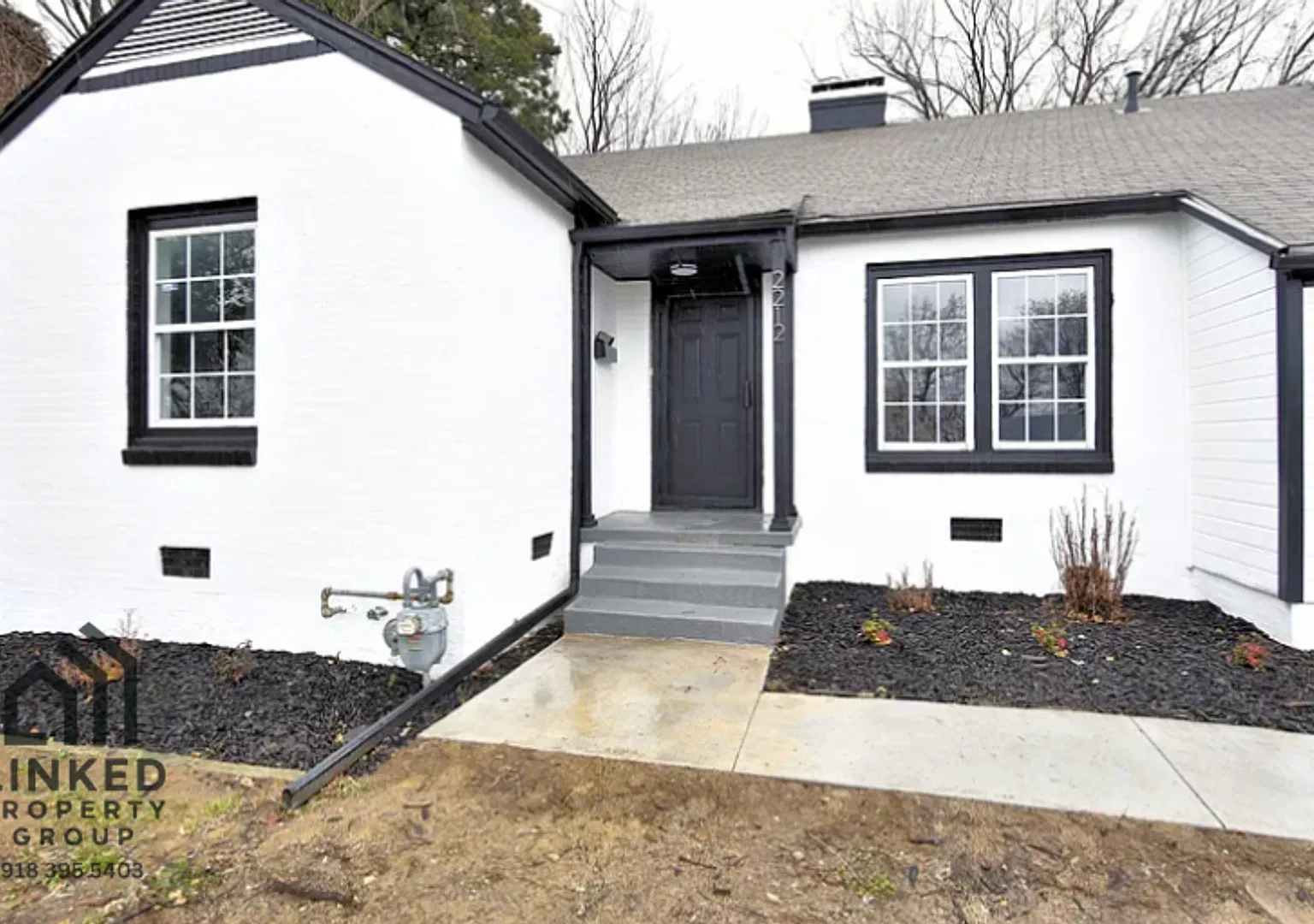 Charming Home for Rent in North Tulsa 2212 N Boston Pl — Photo 3
