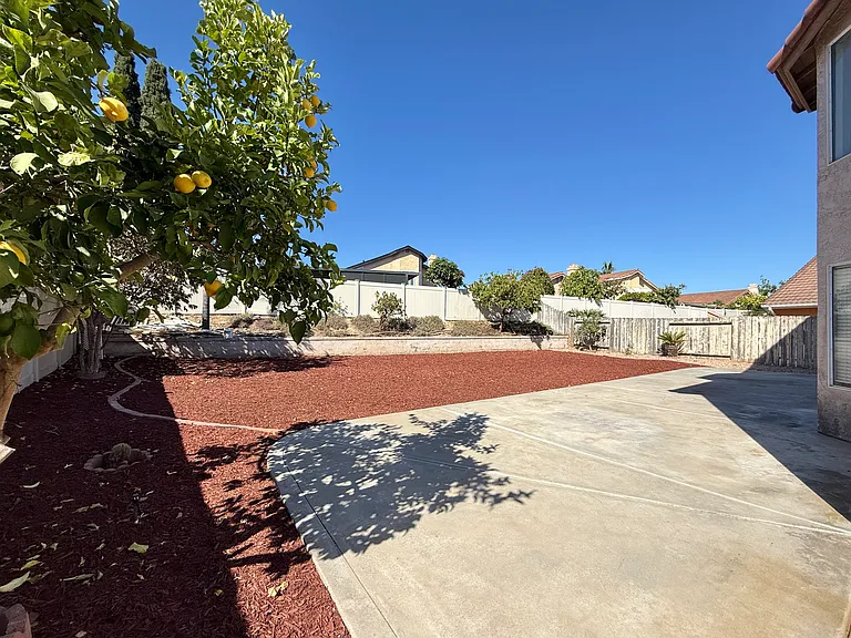 11739 Thomas Hayes Ln — Photo 17