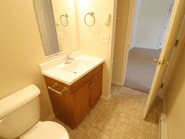 709 Main St #B — Photo 14