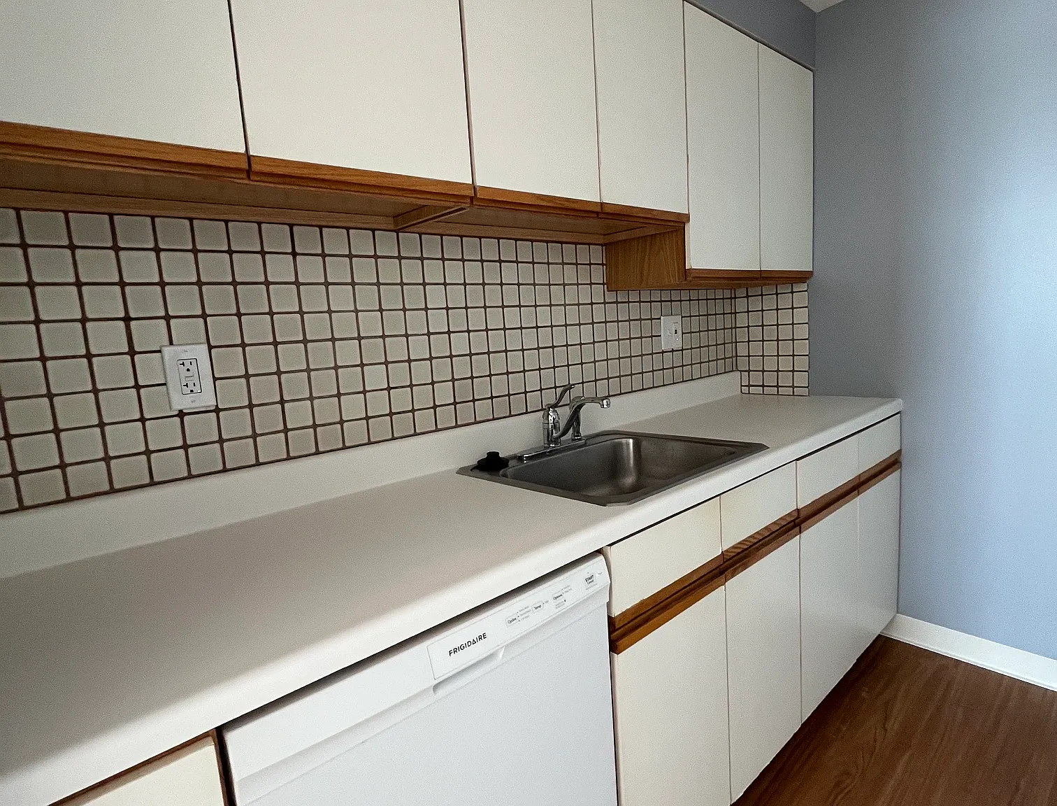 1 bed, 700 sqft, $2,100 — Photo 4