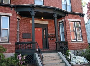 2 Oak St APT 1, Worcester, MA 01609