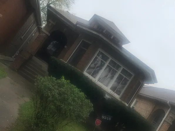 9316 S Racine Ave, Chicago, IL 60620