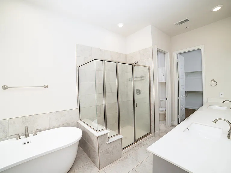 293 Ferndale St — Photo 14
