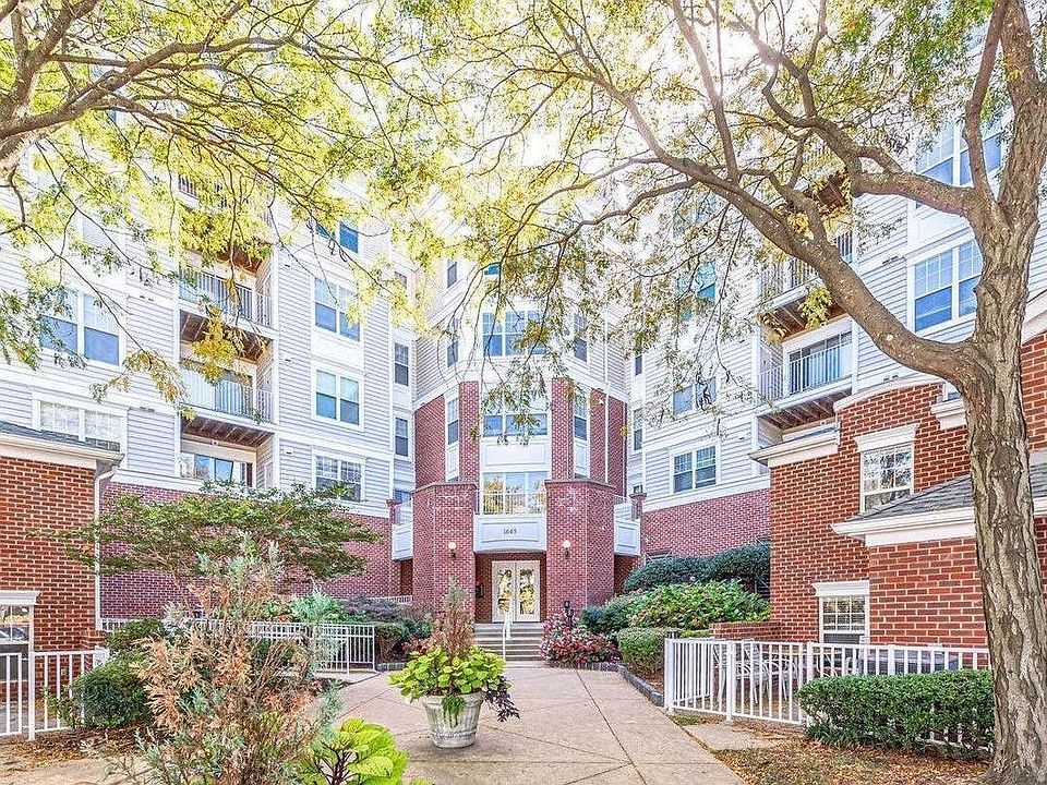 1st image of 1645 International Dr Unit 310