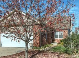 307 Holloway Ridge Ct, Ballwin, MO 63011