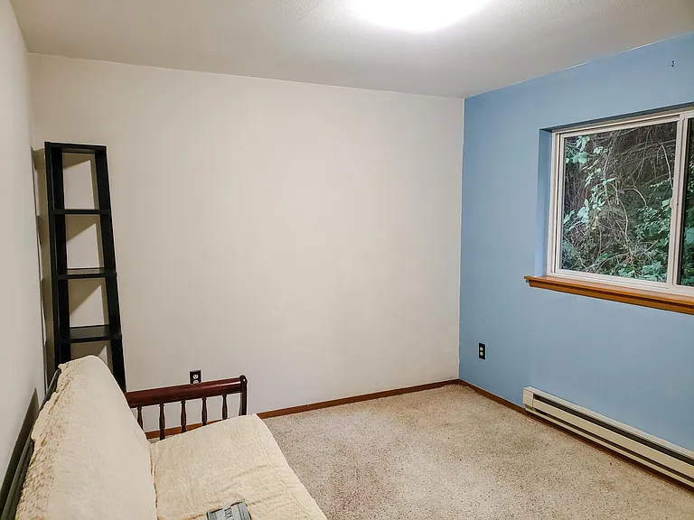 1386 Glenwood Dr — Photo 15