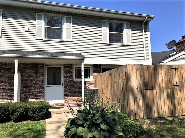 1st image of 2594 Cherrywood Ct