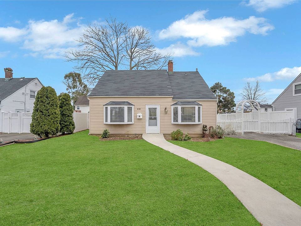56 Bluegrass Lane, Levittown, NY 11756 Zillow