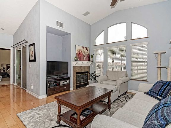 4th image of 11402 Miro Cir