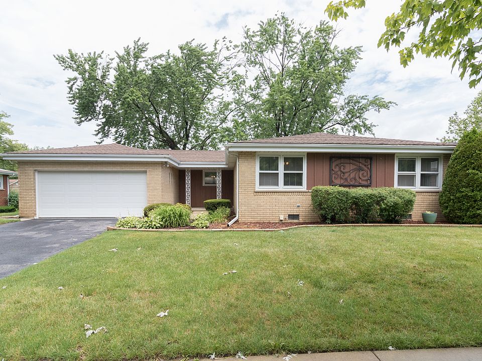 1st image of 8600 W 144th Pl