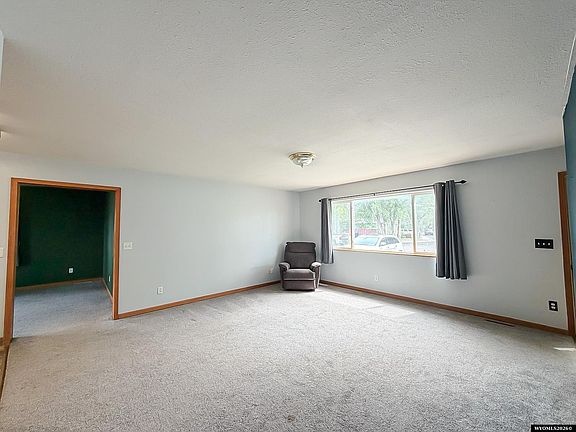 5th image of 1028 Rill Ct